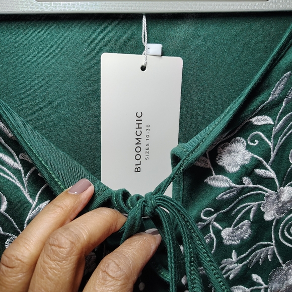 Bloomchic Boho Embroidered Peasant Tunic Top Size 22-24 - Picture 4 of 9